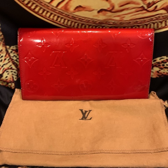 Beautiful Louis Vuitton Wallet ! In great condition no transfer!! - Picture 3 of 14